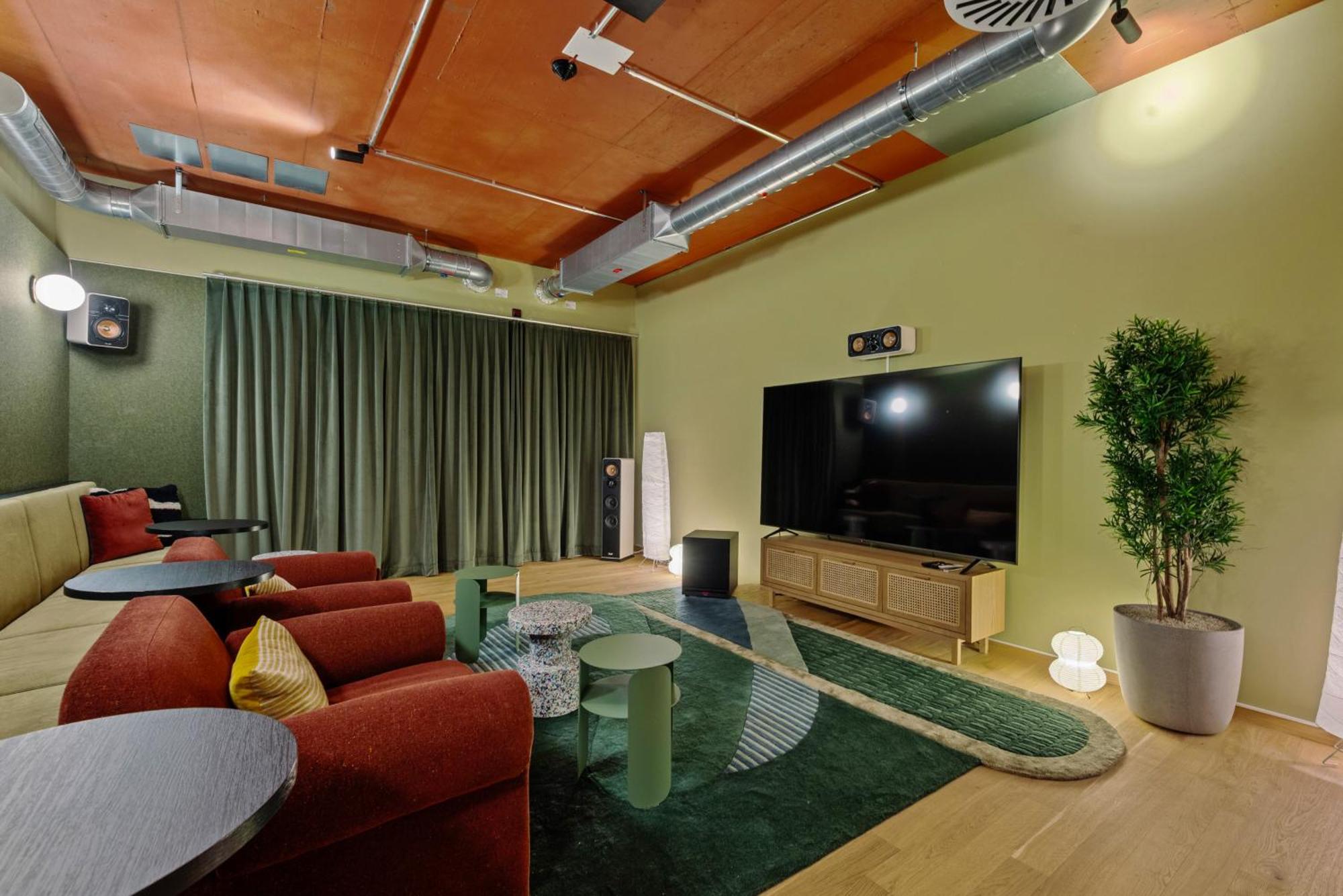 Apart-hotel Ariv Design *